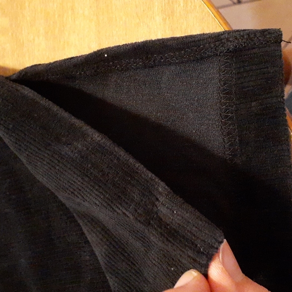 Essential Elements Black Partial Zip Light Jacket, Size L - Picture 8 of 8